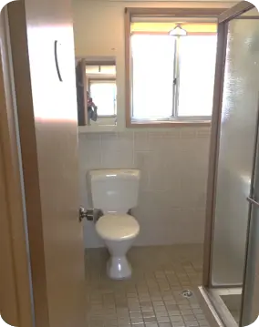 Baulkham Hills — original upstairs bathroom